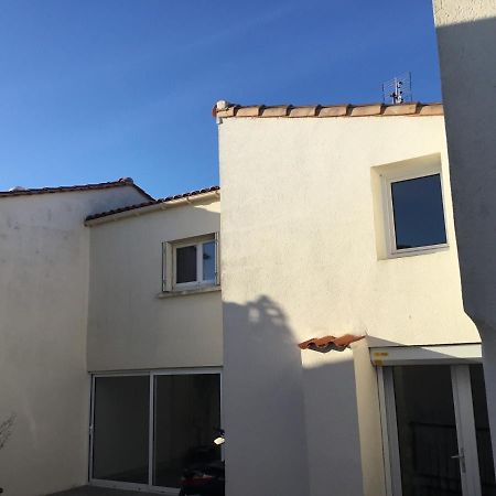 Proche De La Mer Chez L Habitant Royan Bagian luar foto