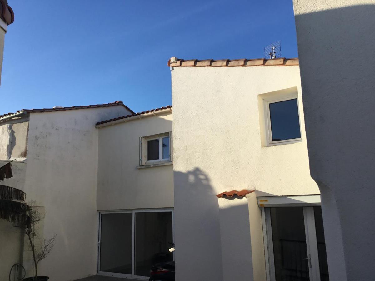 Proche De La Mer Chez L Habitant Royan Bagian luar foto